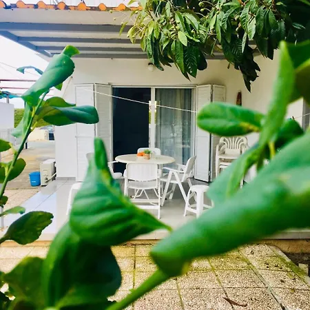 Spyros Seaside H.20 *